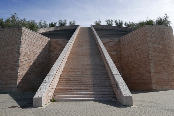 Maremma, Wein und k&uuml;hne Bauten1