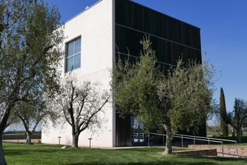 Maremma, Wein und k&uuml;hne Bauten11